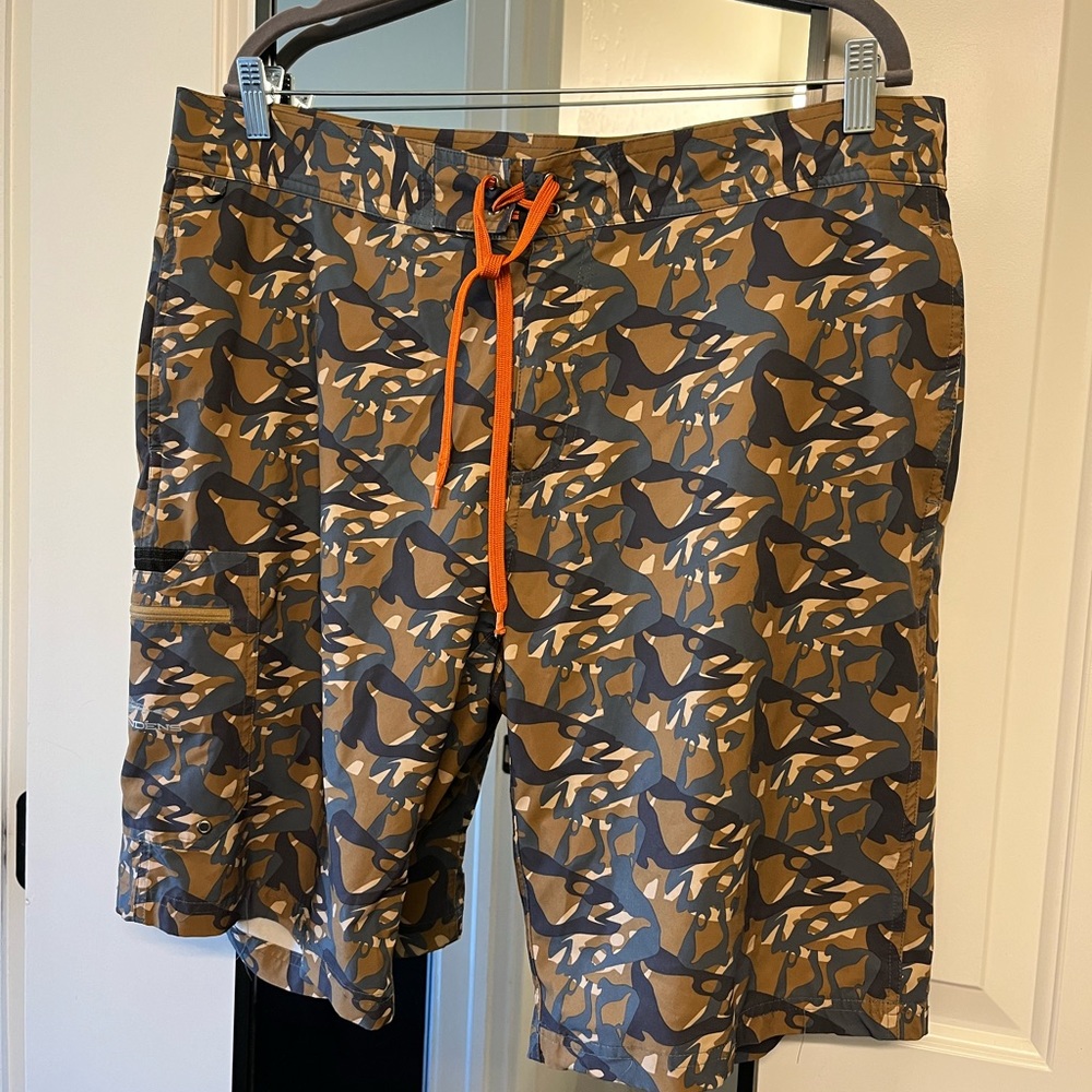 Camo Swimsuit Men’s Short Combination! Size 38. Lightweight. Like new!